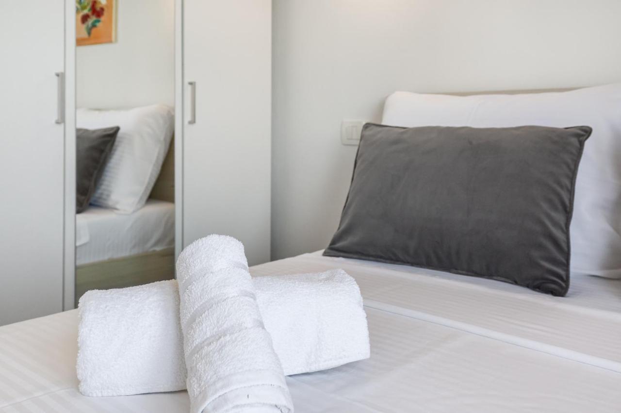 Apartman David S Bazenom Podusje ภายนอก รูปภาพ