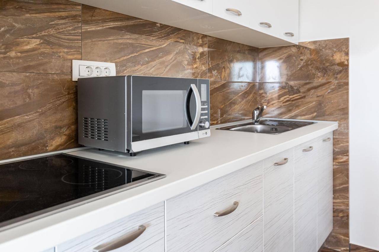 Apartman David S Bazenom Podusje ภายนอก รูปภาพ